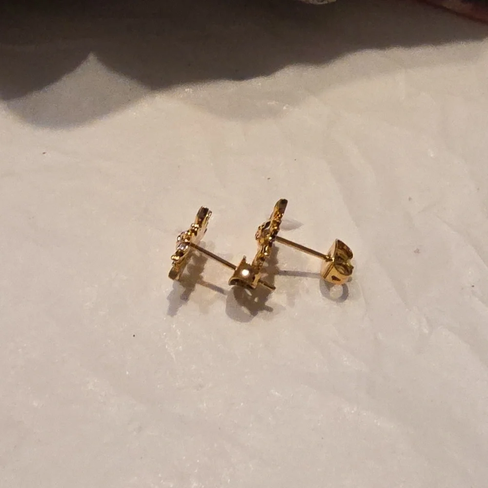 New Gold Ss Petite Sol Stud Earrings Sun